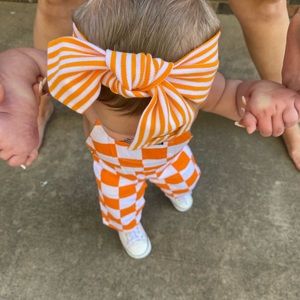 3m Tennessee Vol Overalls. This is my 8m old who wore it for one picture. No tag